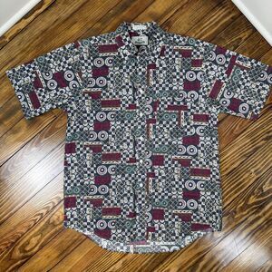 Vintage 90s Van Heusen 417 Geometric Tile Print Cotton Button Up Shirt Hong Kong